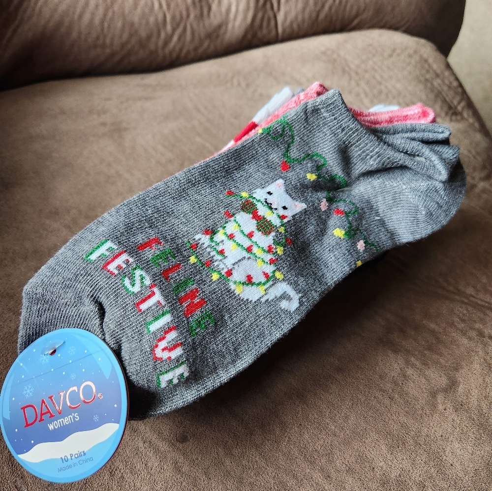 Christmas Cat Womens Ankle Socks NWT